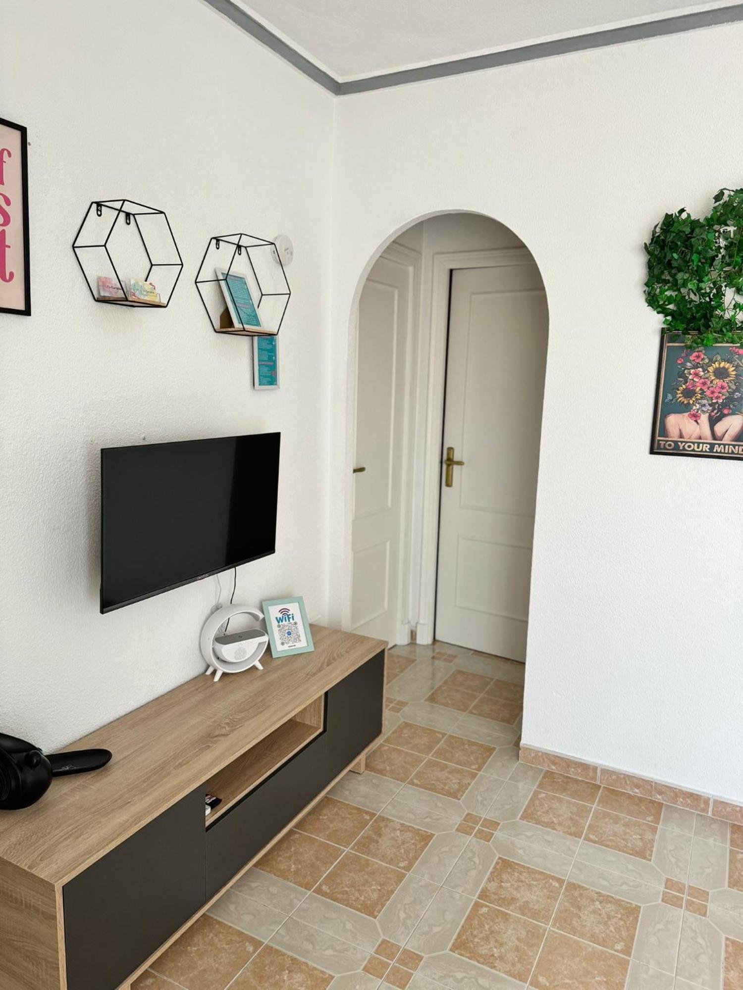 Carmina Apartment, Disfruta Del Sol Y Del Relax! Torrevieja Esterno foto